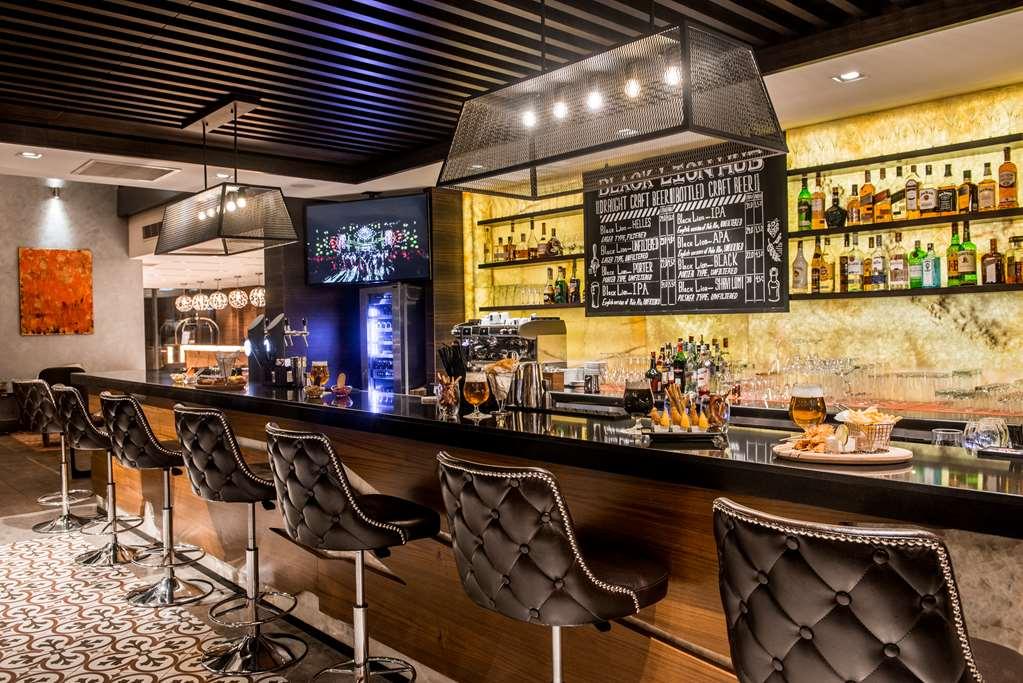 Ramada Encore Tbilissi Restaurant photo